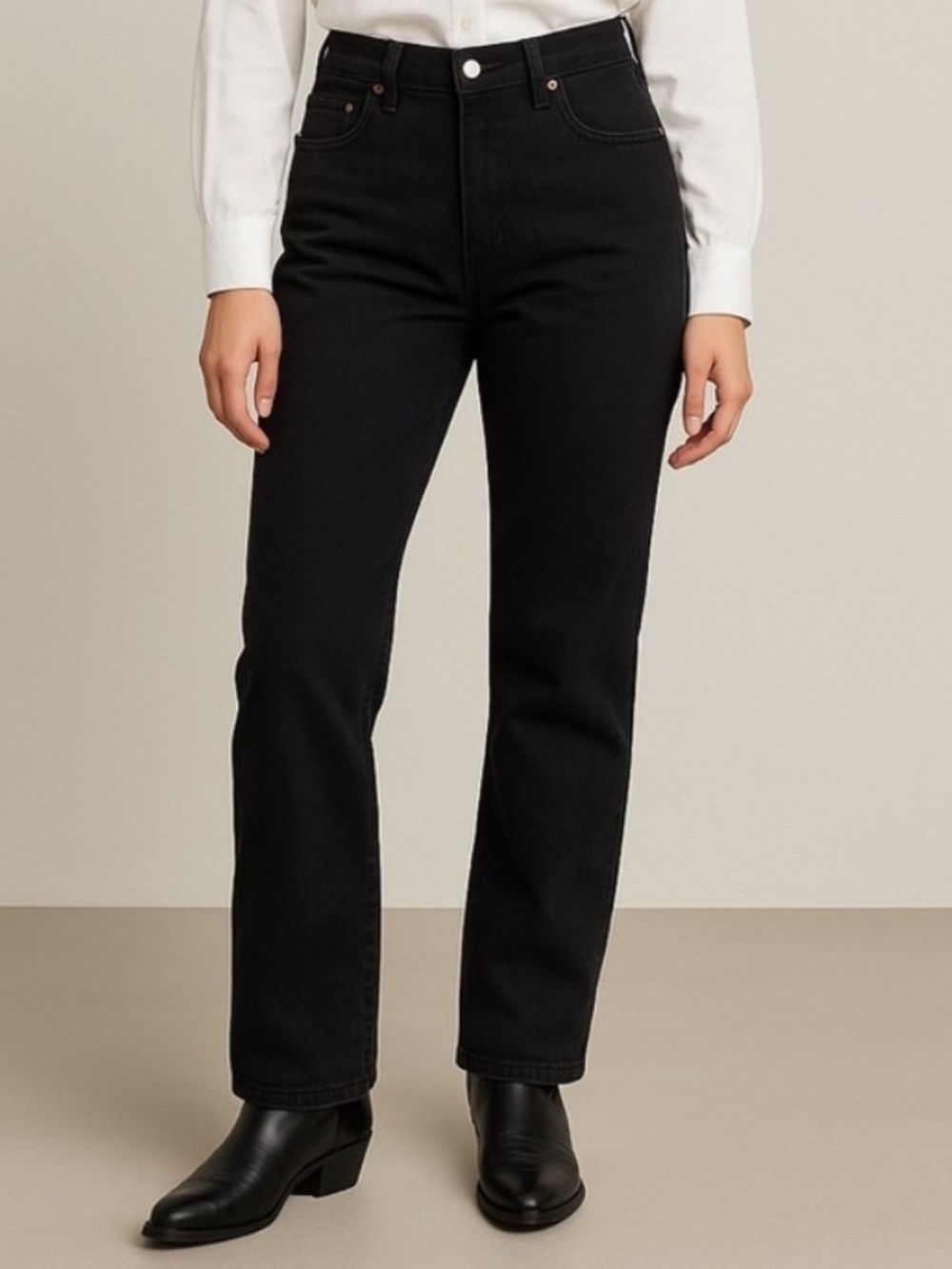 Levi’s black womens relaxed bootcut 550 jeans